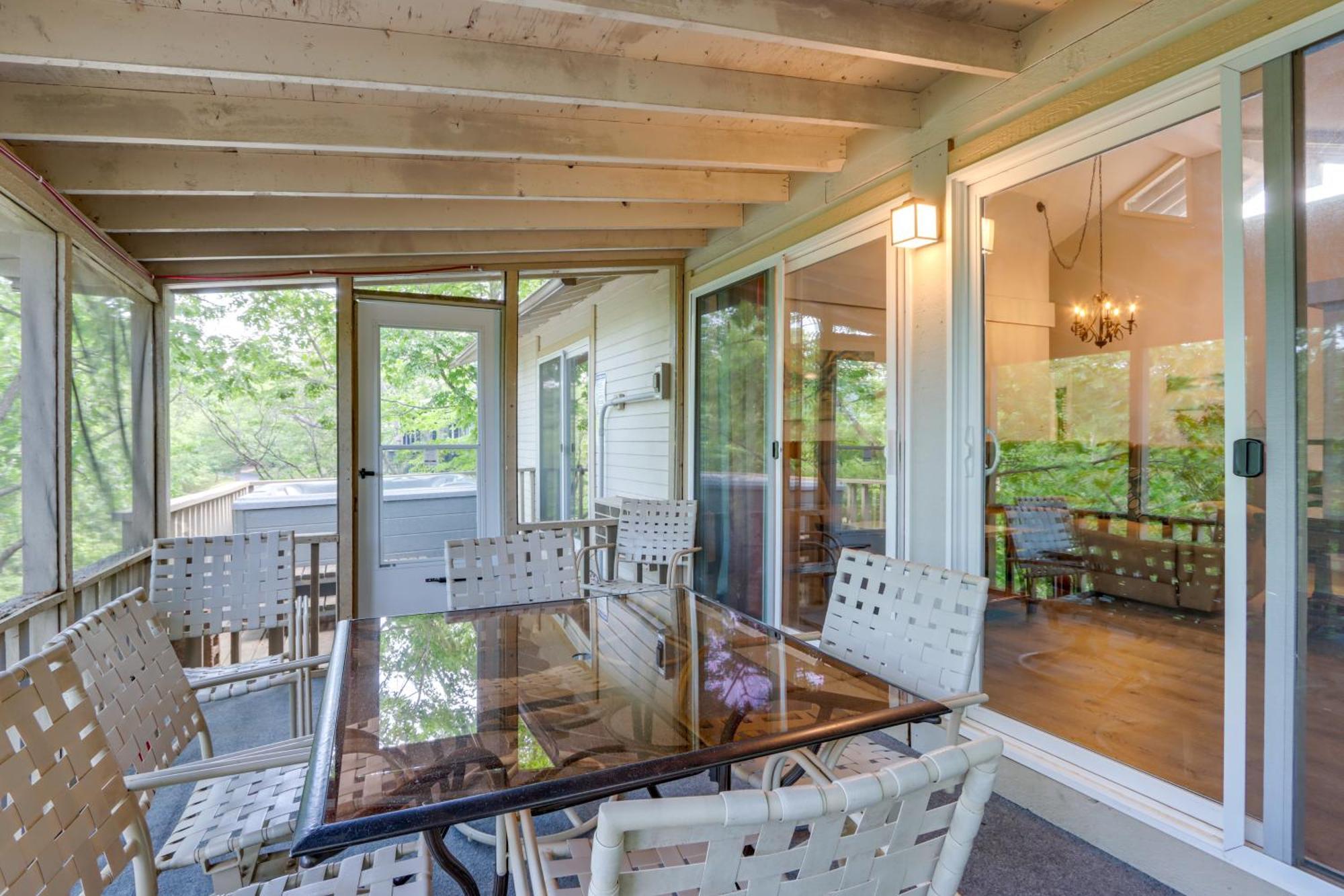 Hot Tub And Fire Pit Margaritaville Home! Osage Beach Exteriér fotografie